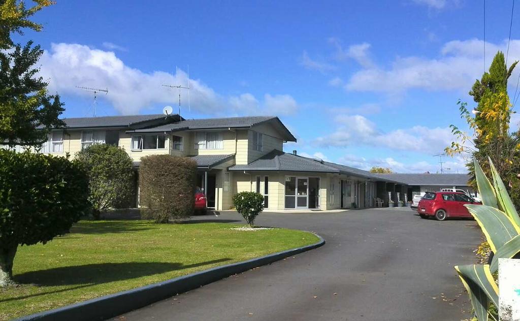 Cambrian Lodge Motel Cambridge Exterior photo